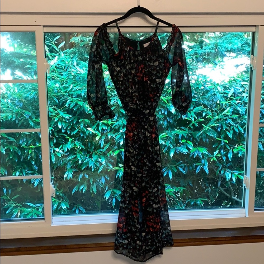 1.state cold shoulder floral maxi dress